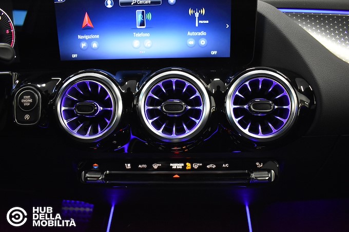 MERCEDES-BENZ GLA 200 d Automatic AMG Line Advanced Plus